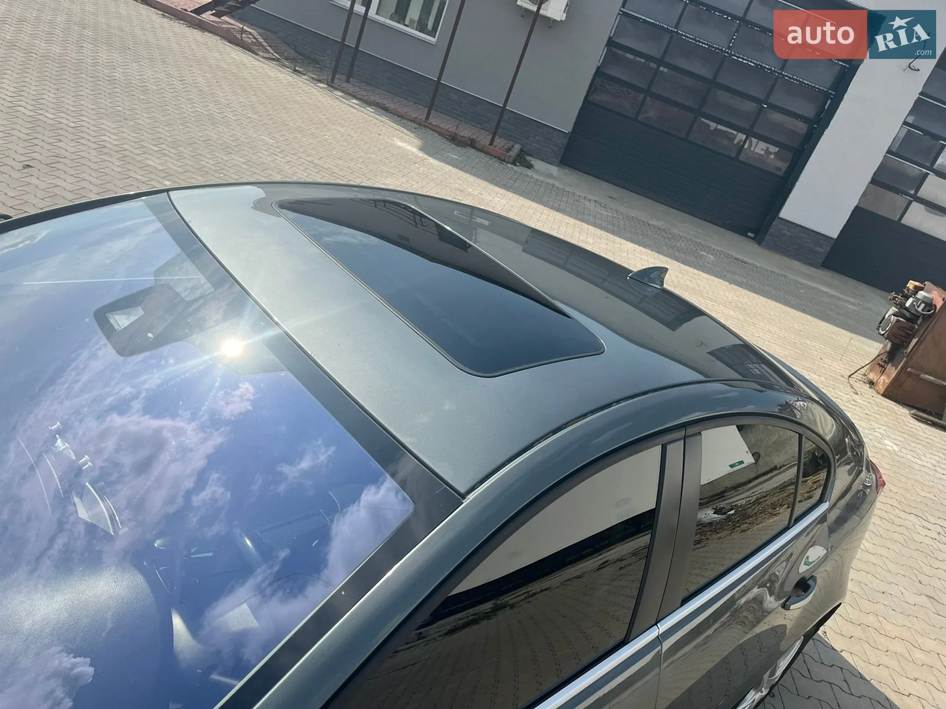 2016 Opel Insignia - мініатюра 5