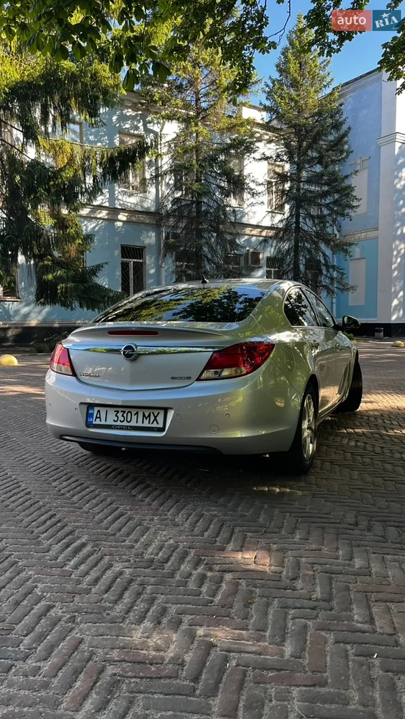 2010 Opel Insignia - мініатюра 4