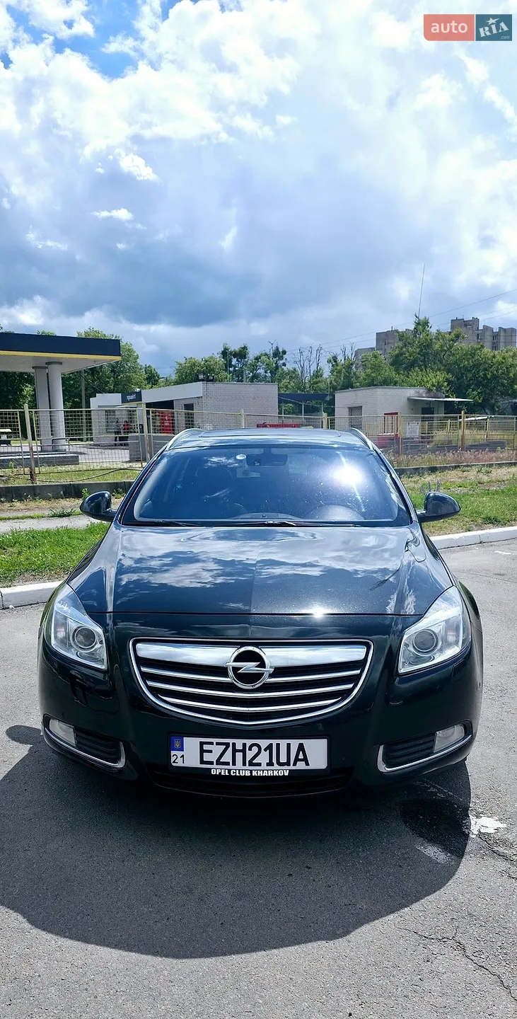 2010 Opel Insignia - мініатюра 2