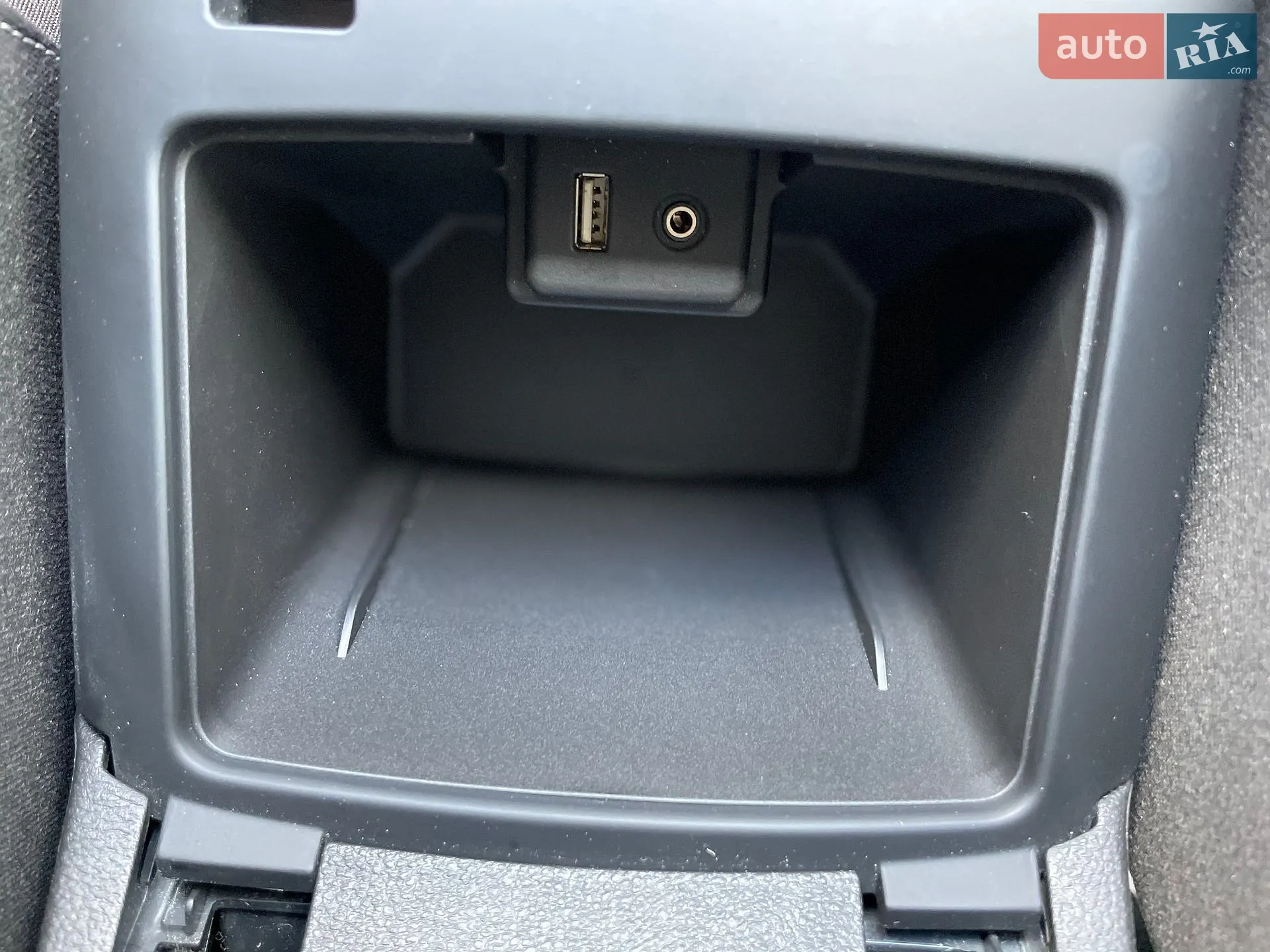 2016 Opel Insignia - мініатюра 40