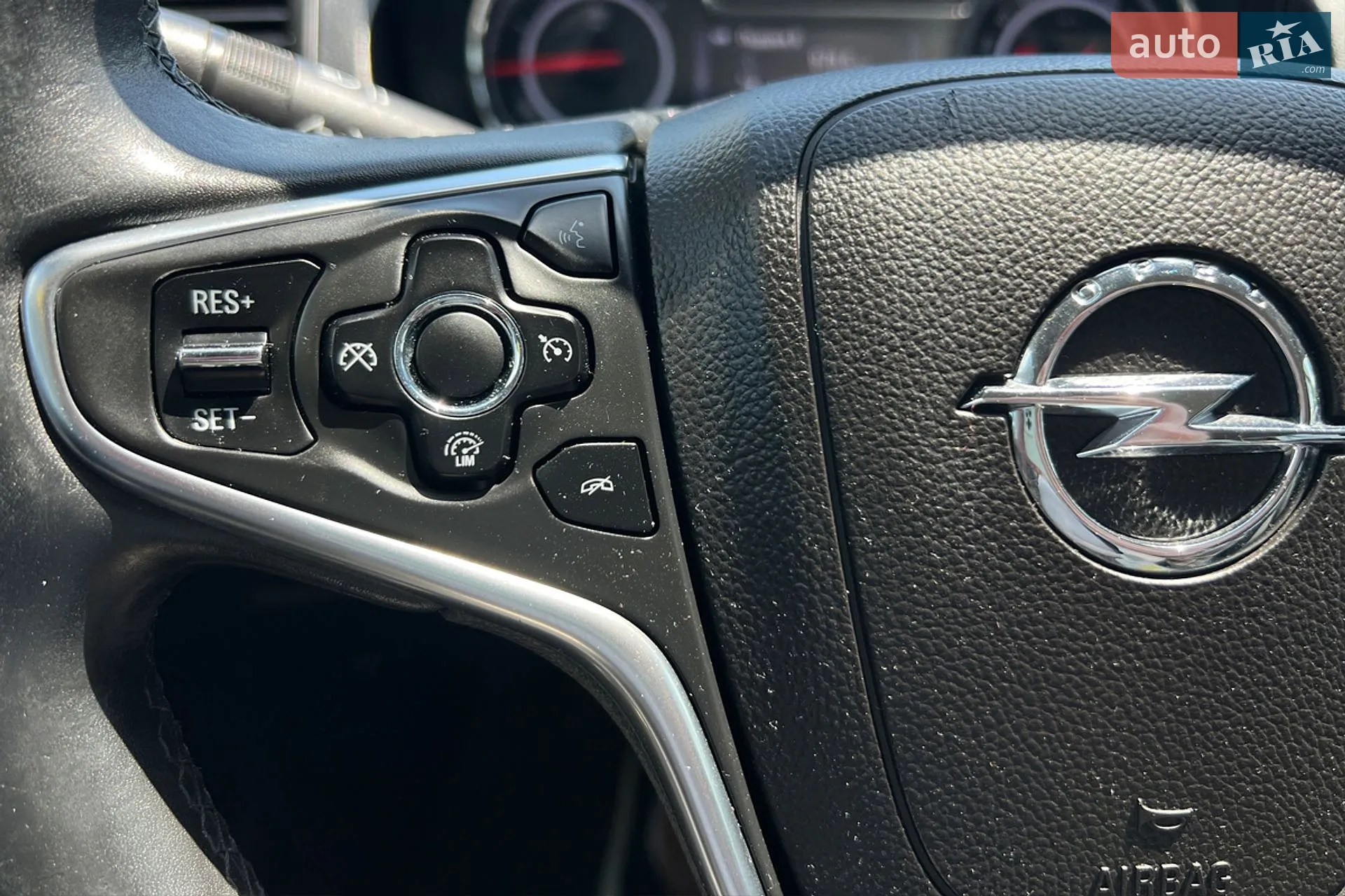 2016 Opel Insignia - мініатюра 10