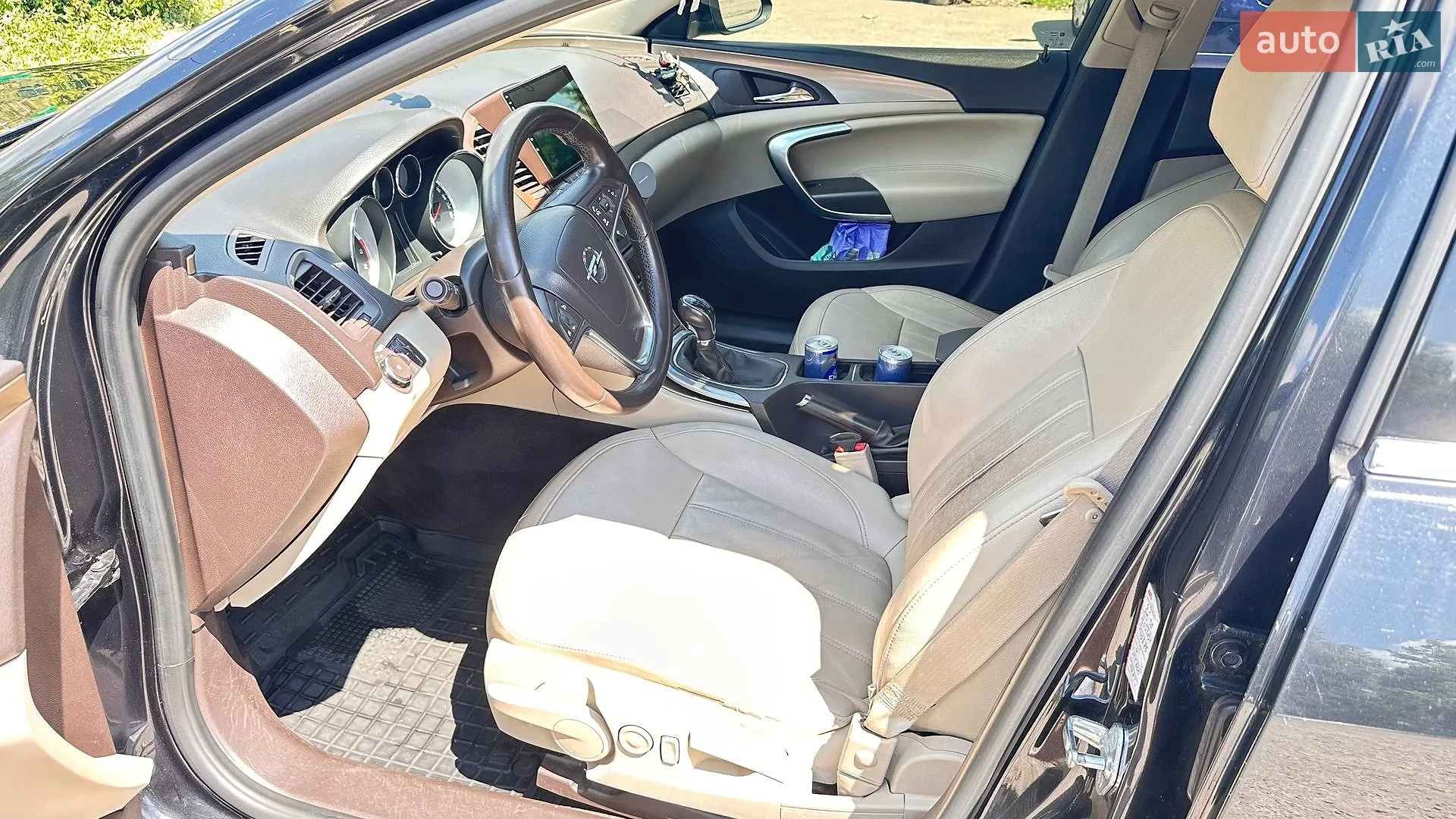2010 Opel Insignia - мініатюра 16