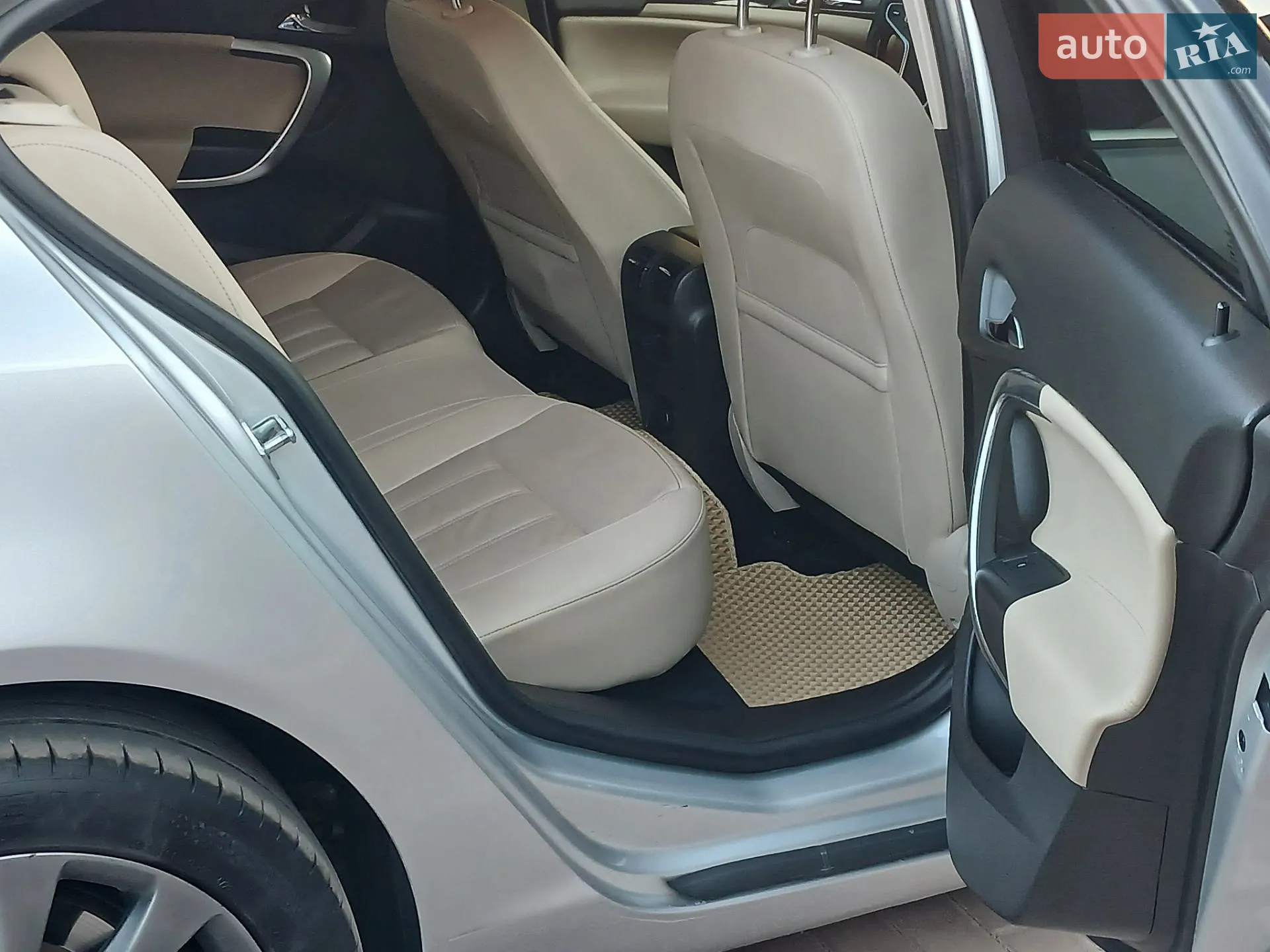 2016 Opel Insignia - мініатюра 12