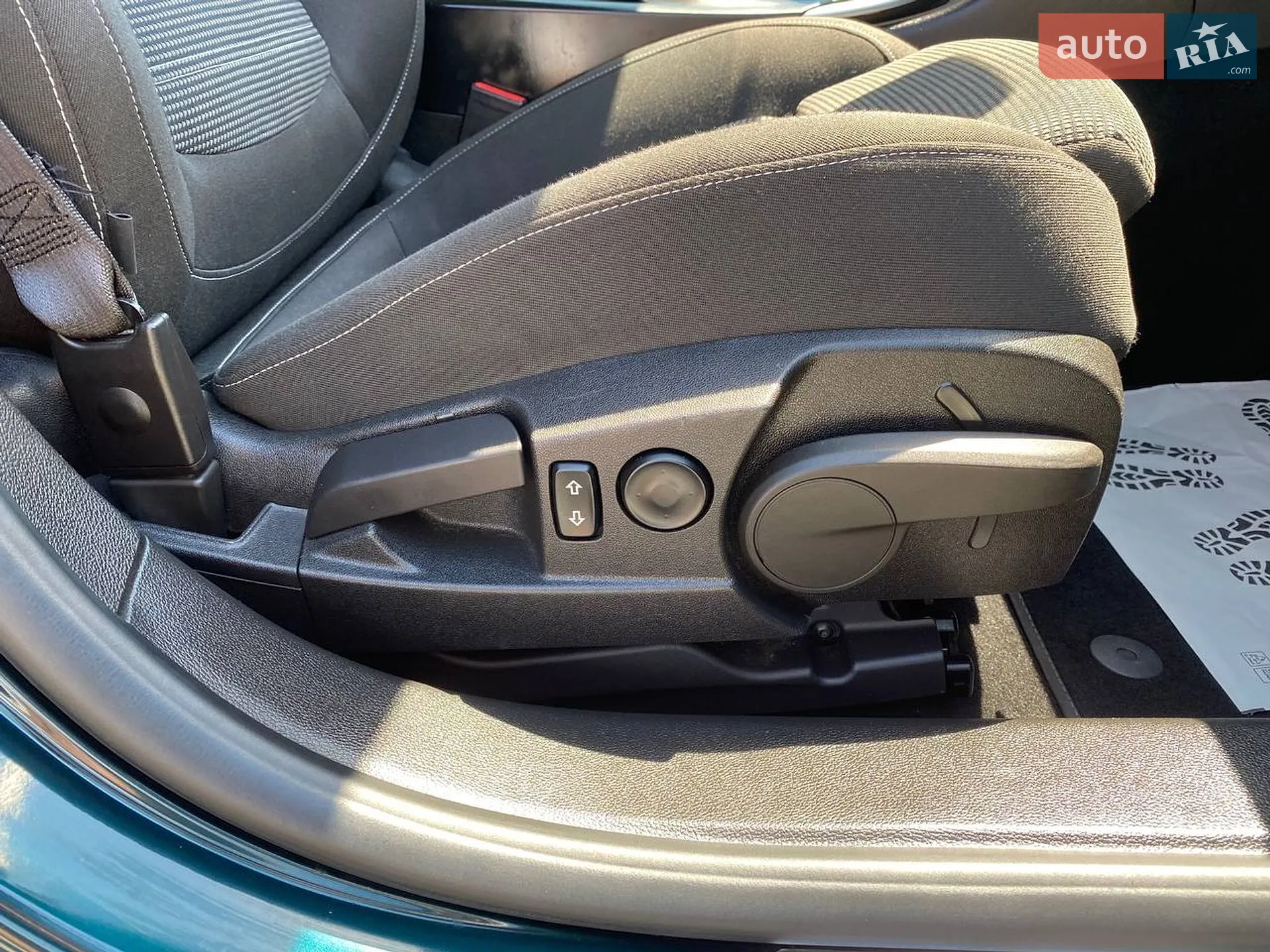 2016 Opel Insignia - мініатюра 28