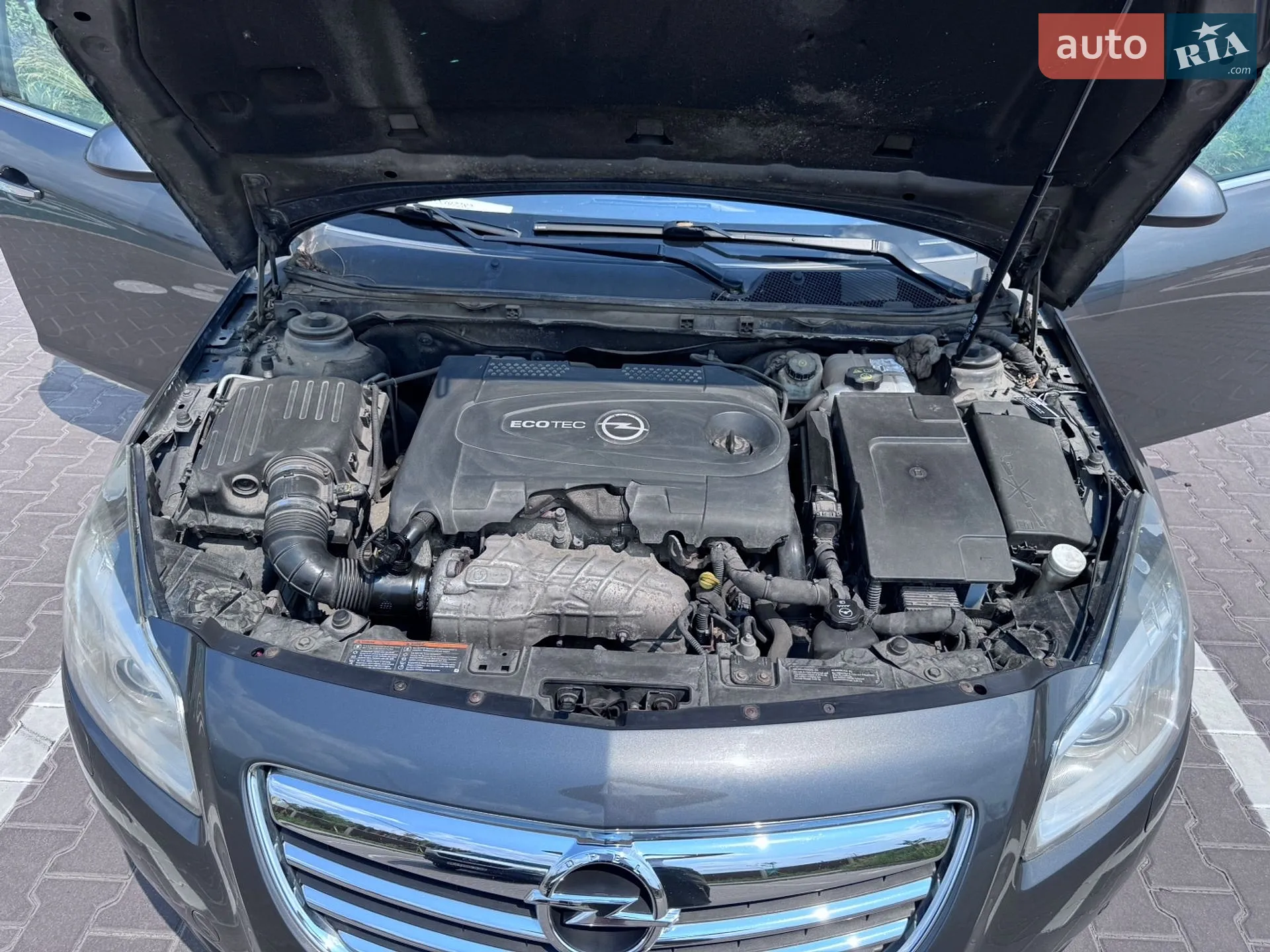 2010 Opel Insignia - мініатюра 12