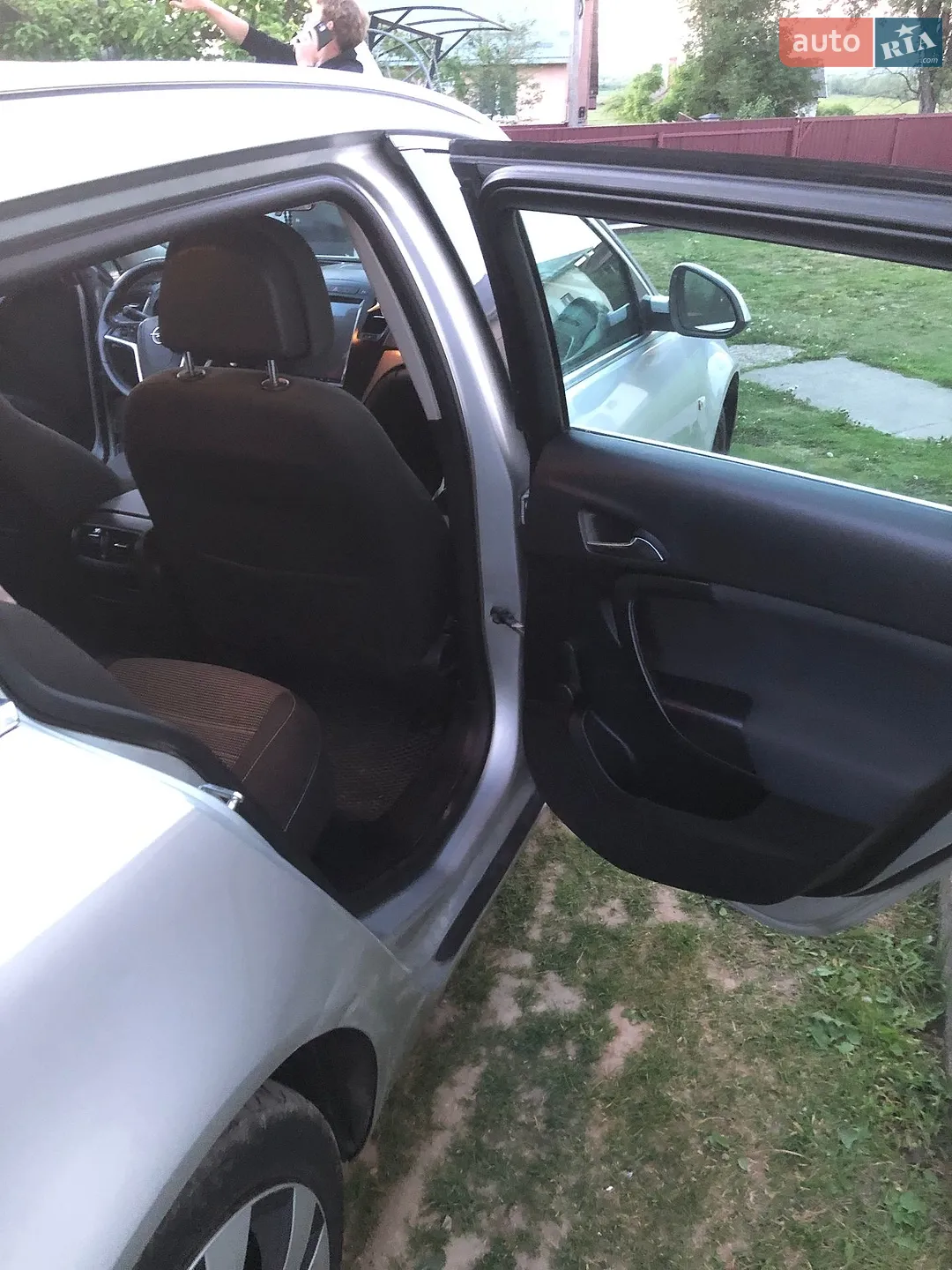 2010 Opel Insignia - мініатюра 5
