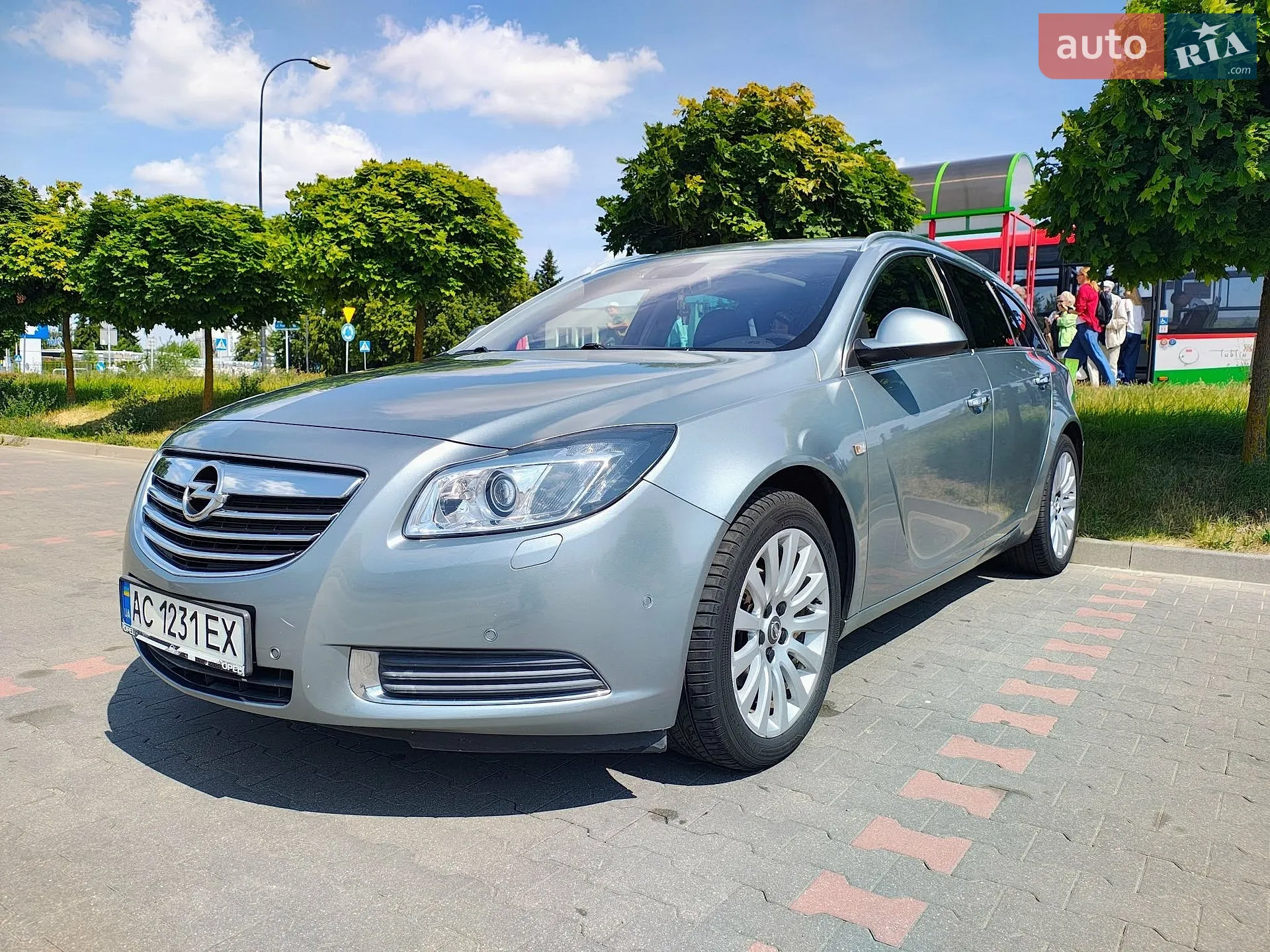 2010 Opel Insignia - мініатюра 2