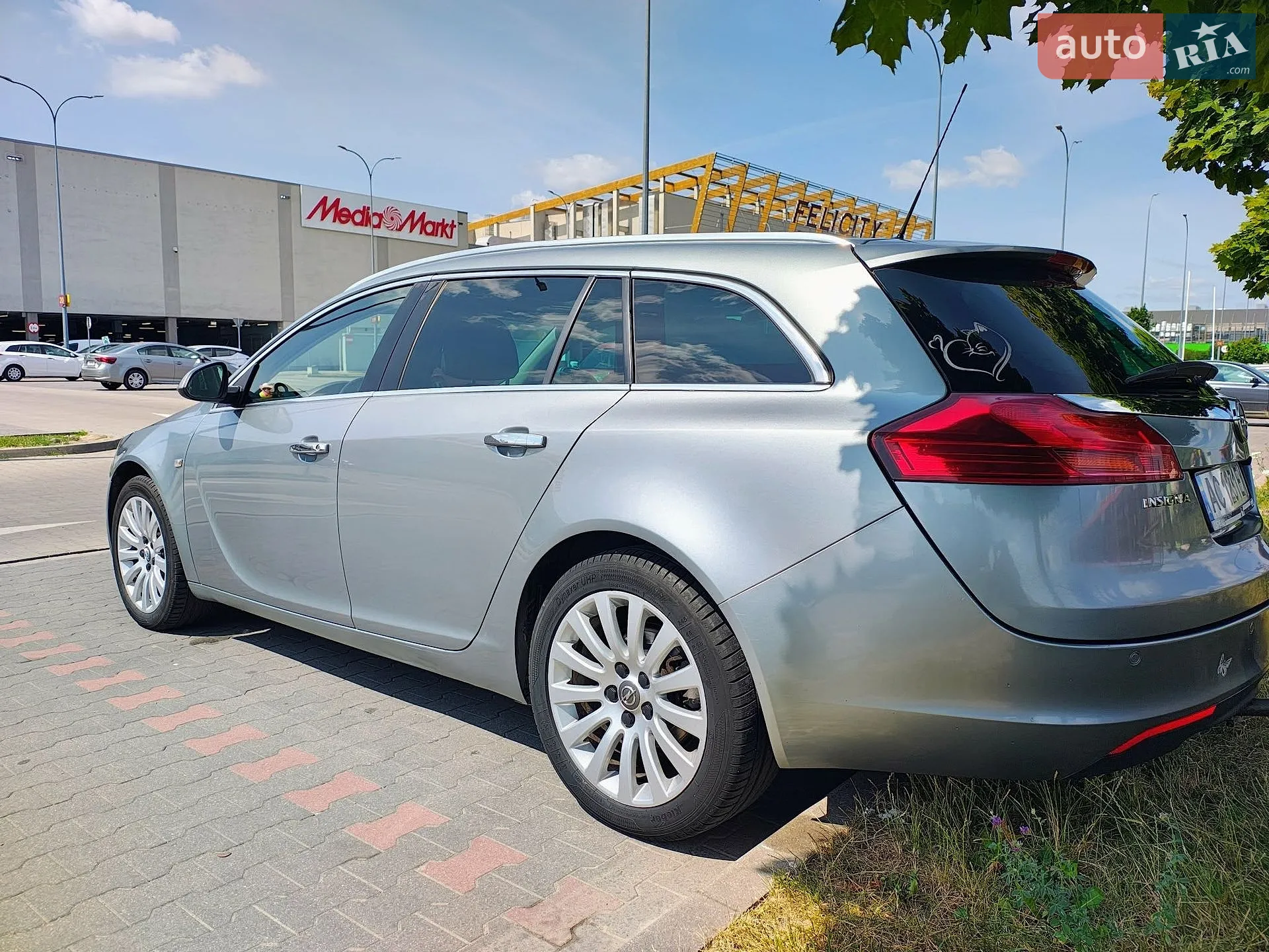 2010 Opel Insignia - мініатюра 6
