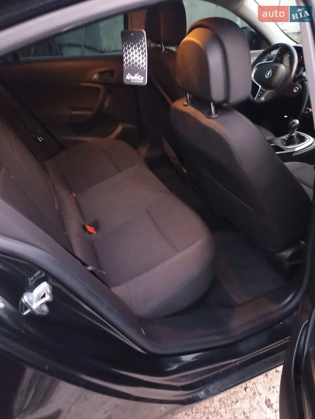 2010 Opel Insignia - мініатюра 23