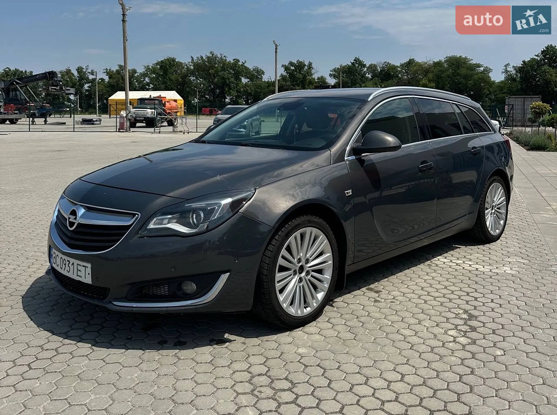 2013 Opel Insignia - мініатюра 3