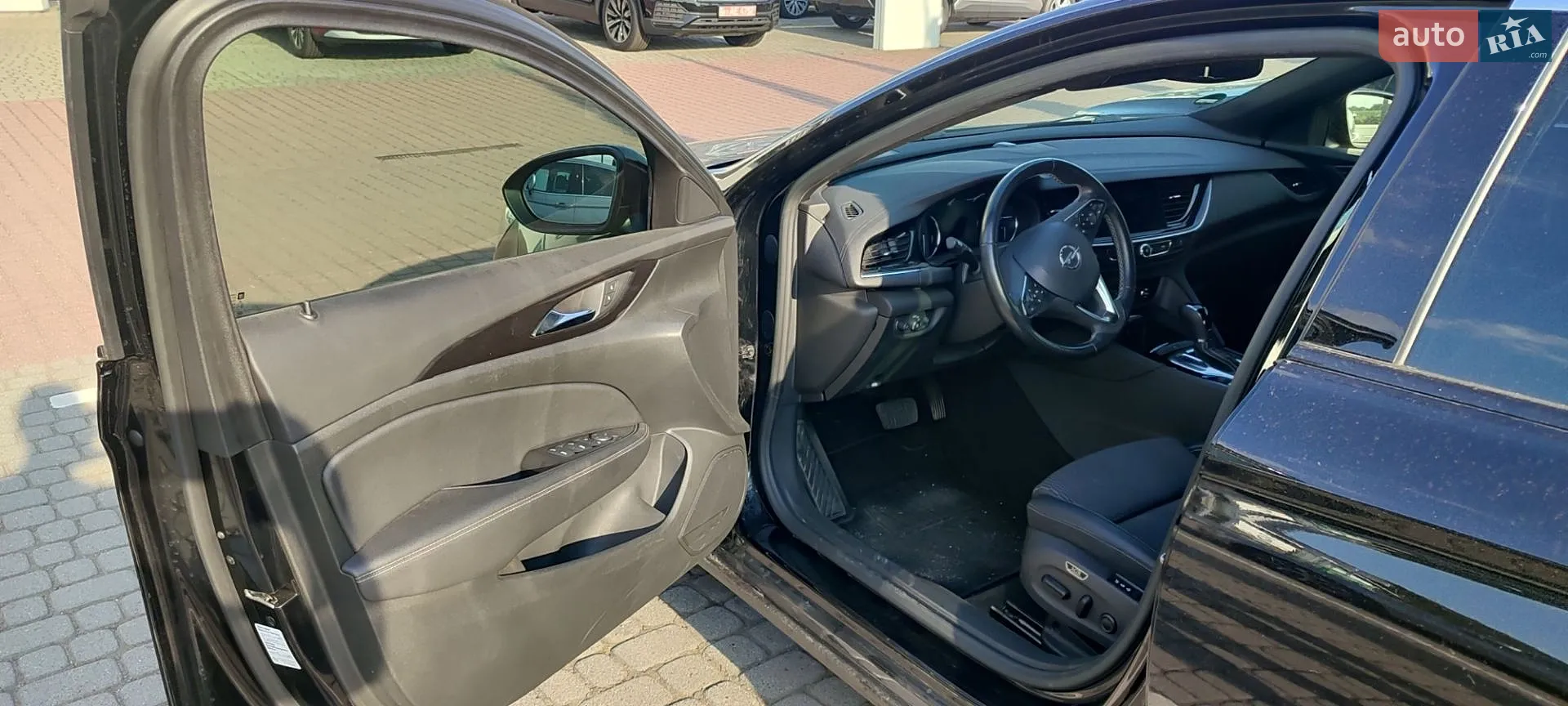 2022 Opel Insignia - мініатюра 11