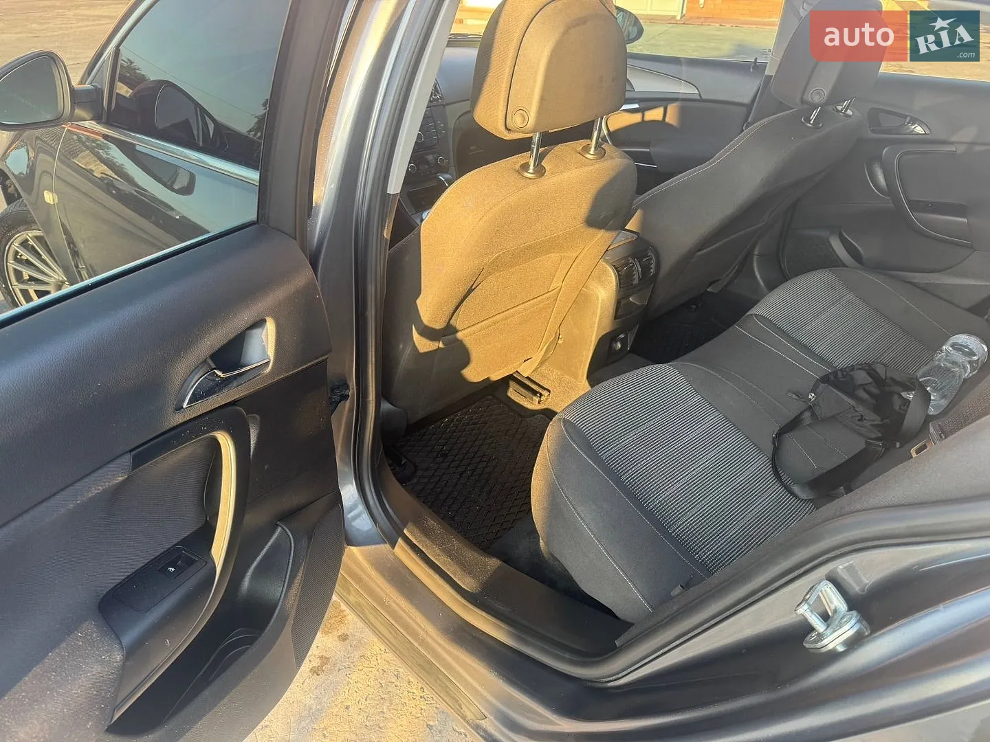 2011 Opel Insignia - мініатюра 12