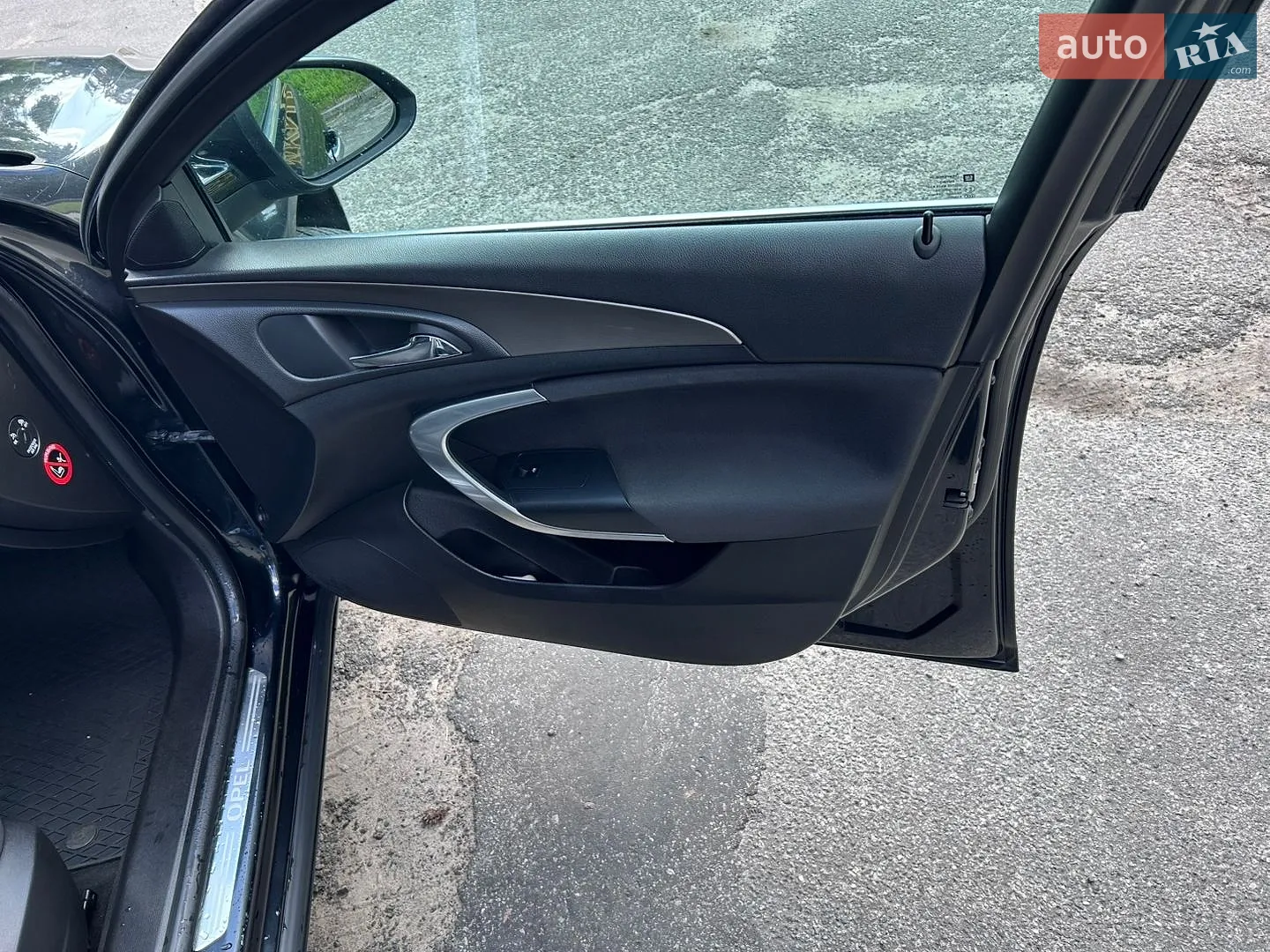 2010 Opel Insignia - мініатюра 8