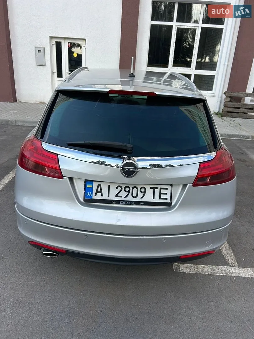 2010 Opel Insignia - мініатюра 4