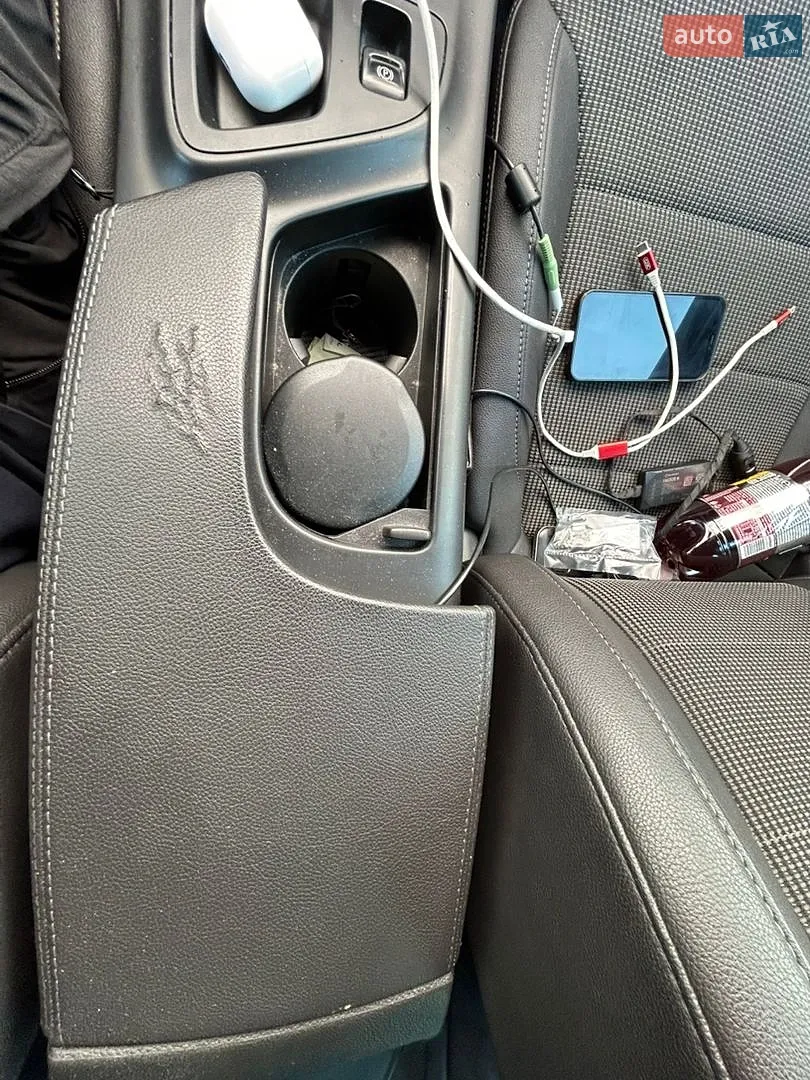 2010 Opel Insignia - мініатюра 13