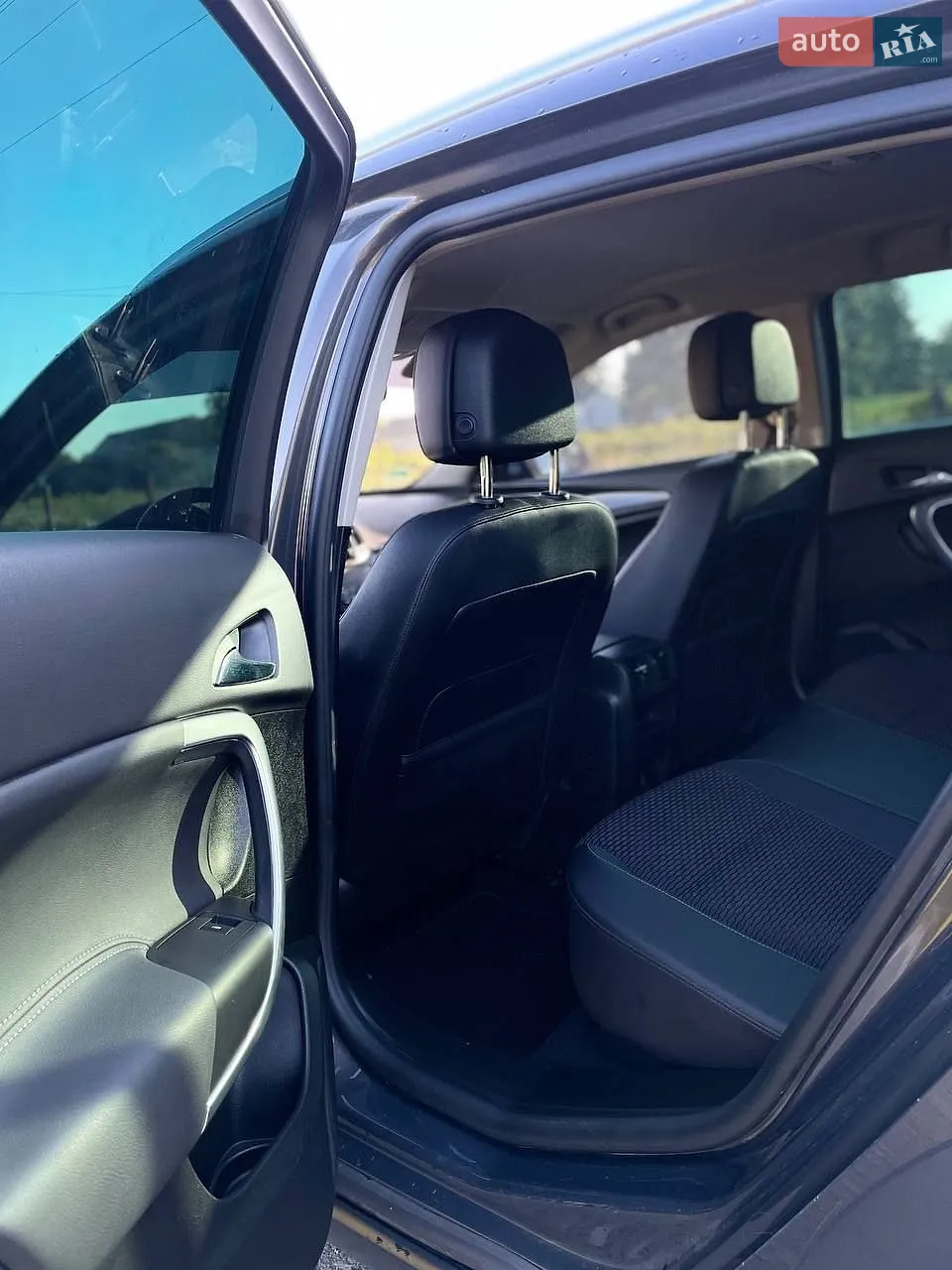 2015 Opel Insignia - мініатюра 27