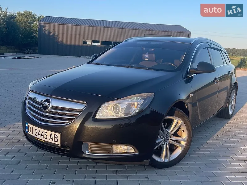 Opel Insignia 2011
