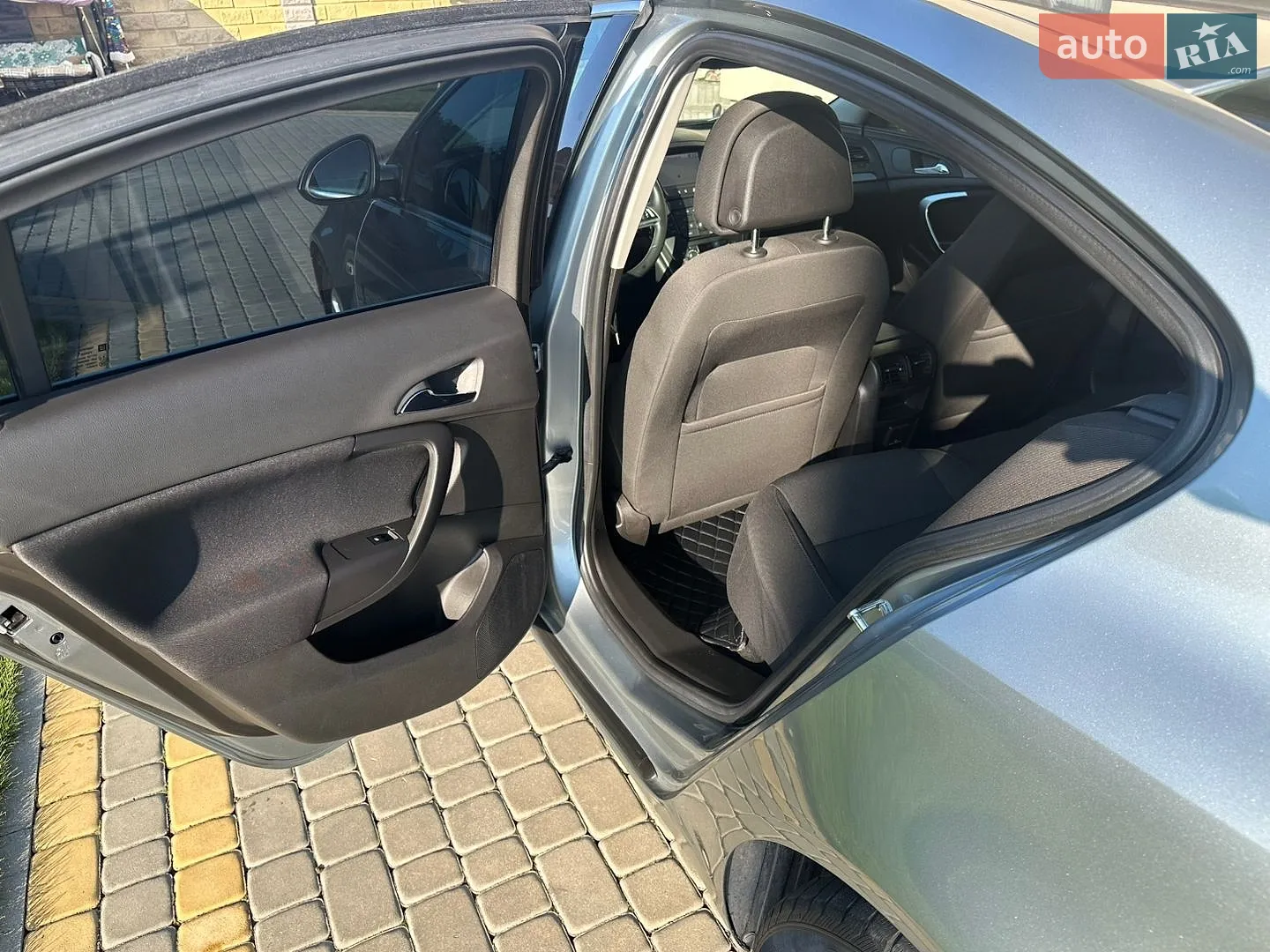 2010 Opel Insignia - мініатюра 18