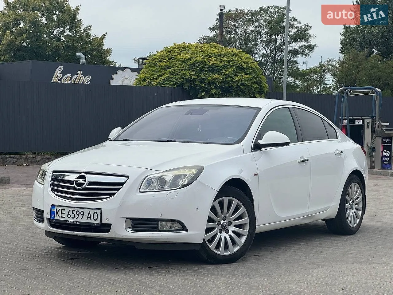2010 Opel Insignia - мініатюра 12