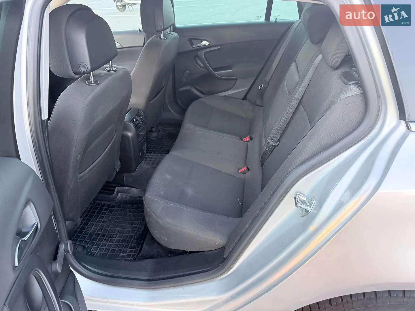2011 Opel Insignia - мініатюра 8