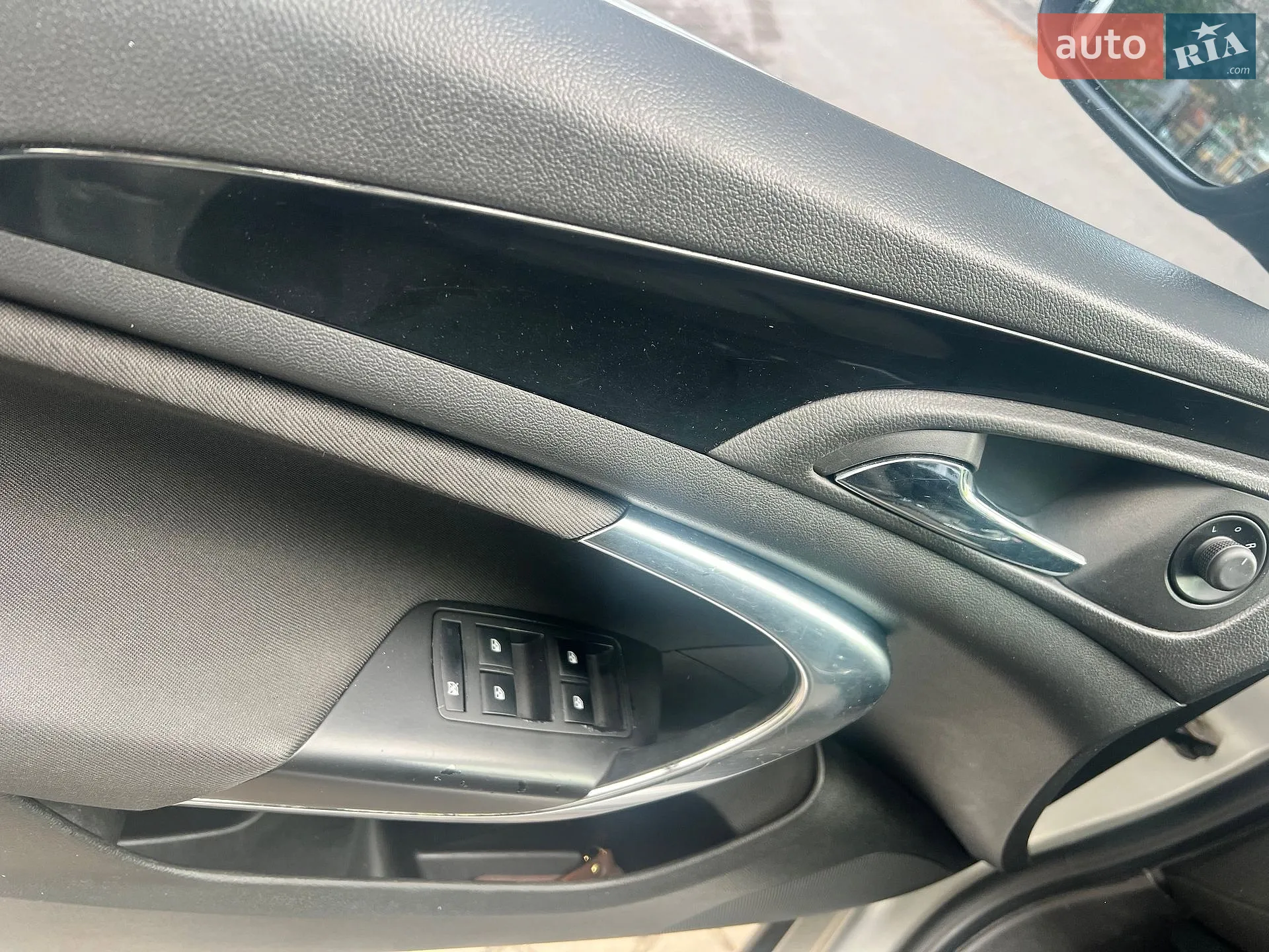 2013 Opel Insignia - мініатюра 8