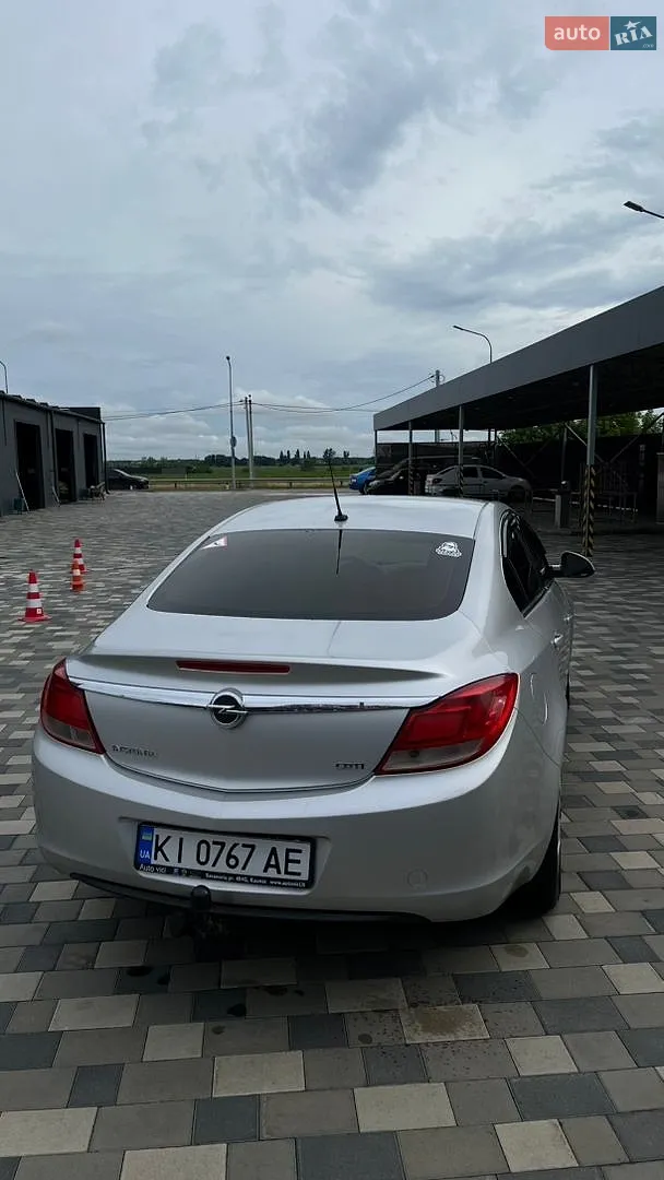 2010 Opel Insignia - мініатюра 6
