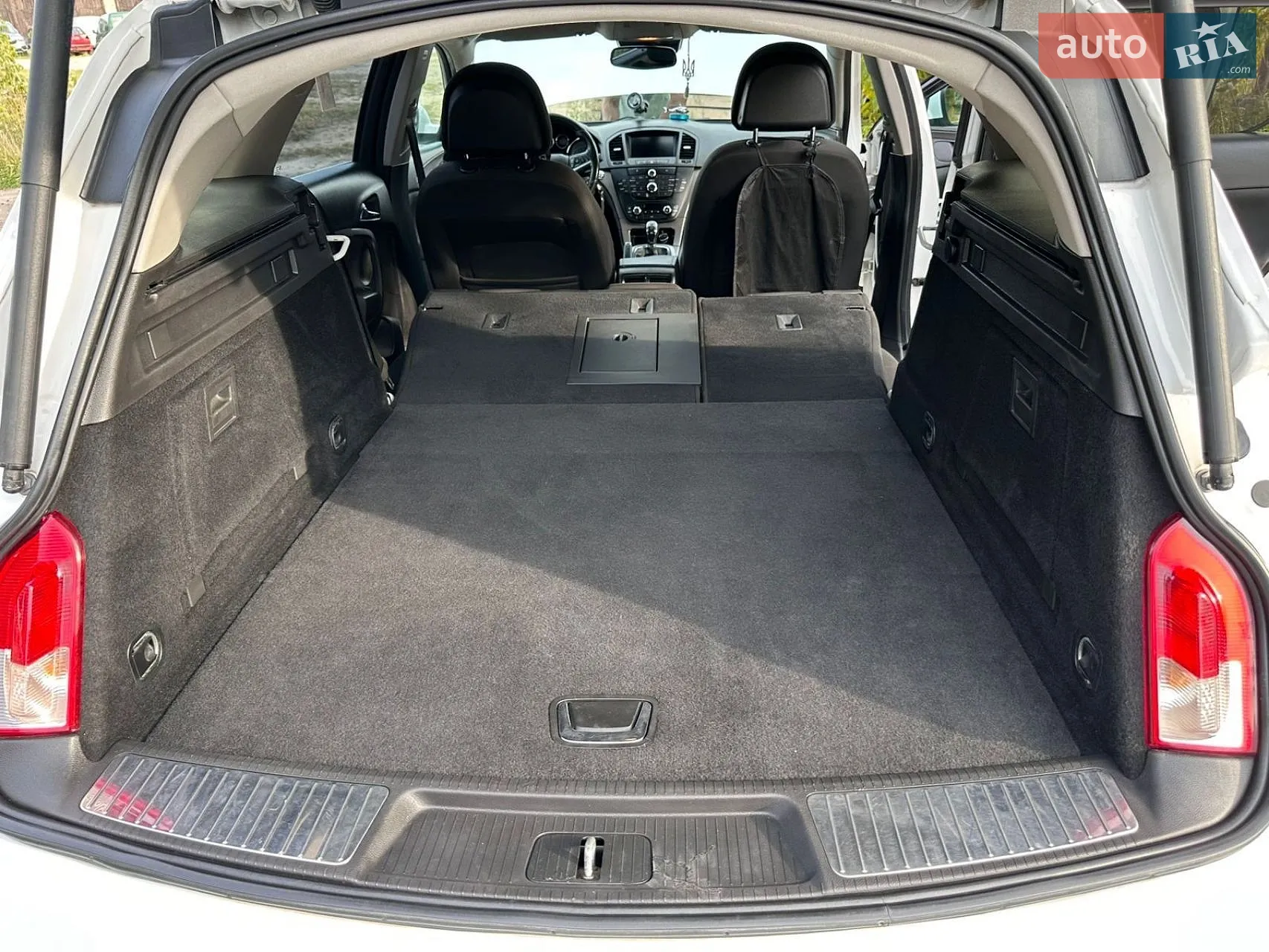 2010 Opel Insignia - мініатюра 22
