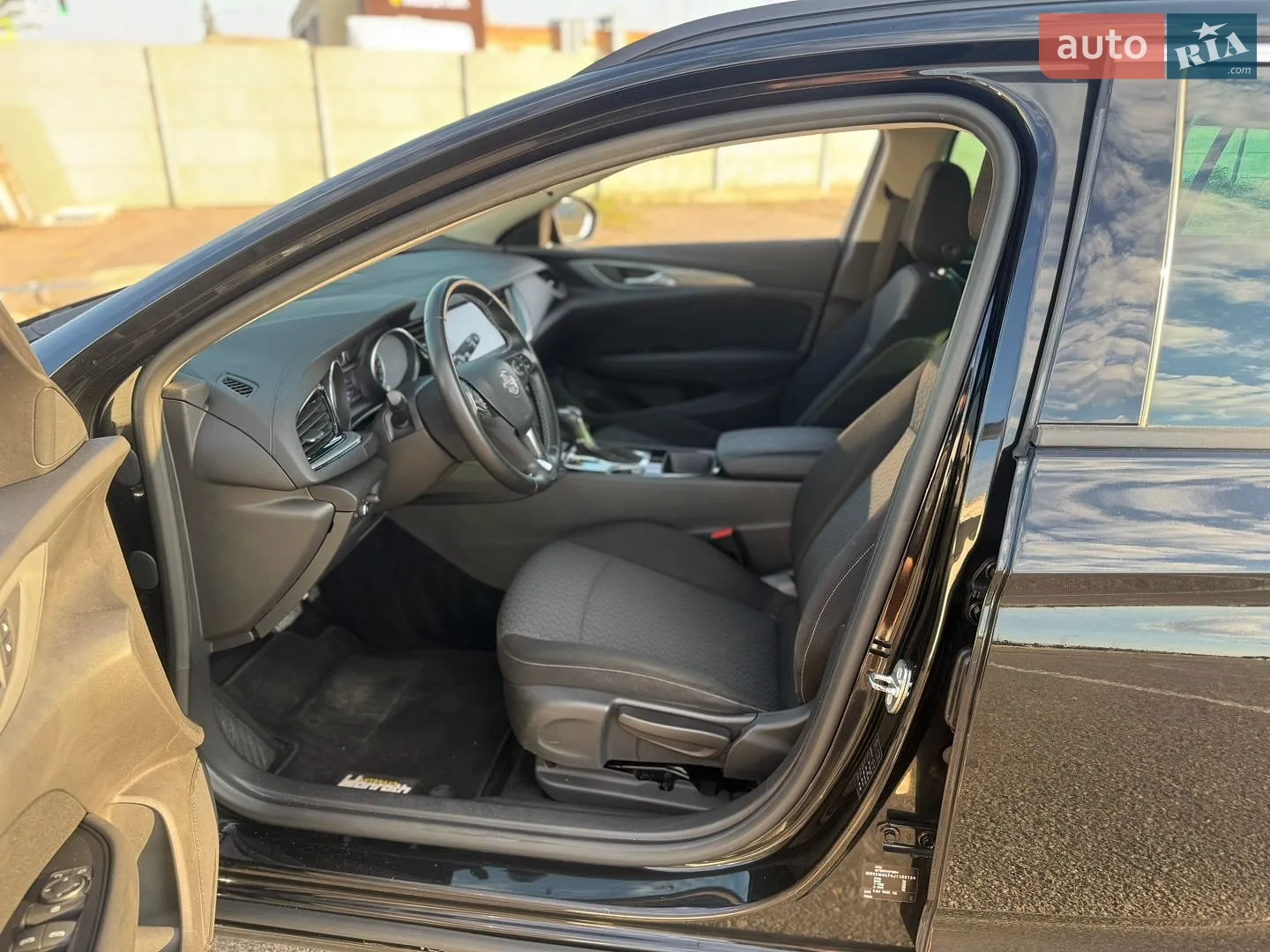 2018 Opel Insignia - мініатюра 10