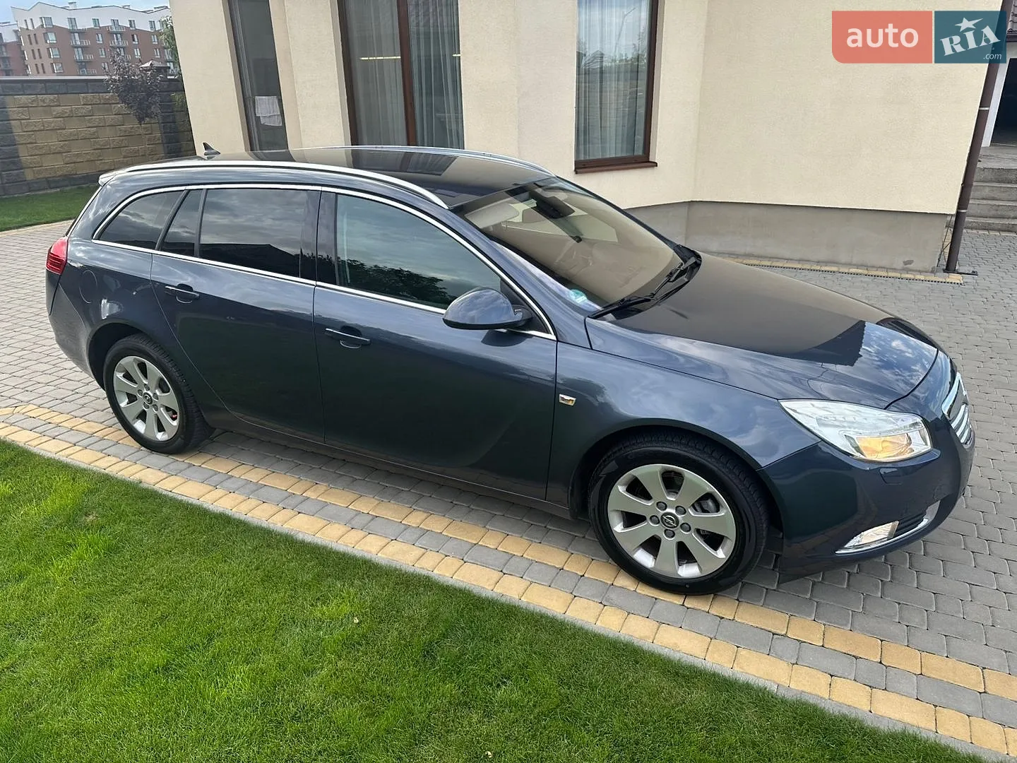 2010 Opel Insignia - мініатюра 7