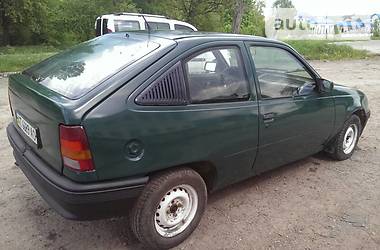 Хэтчбек Opel Kadett 1988 в Новом Роздоле