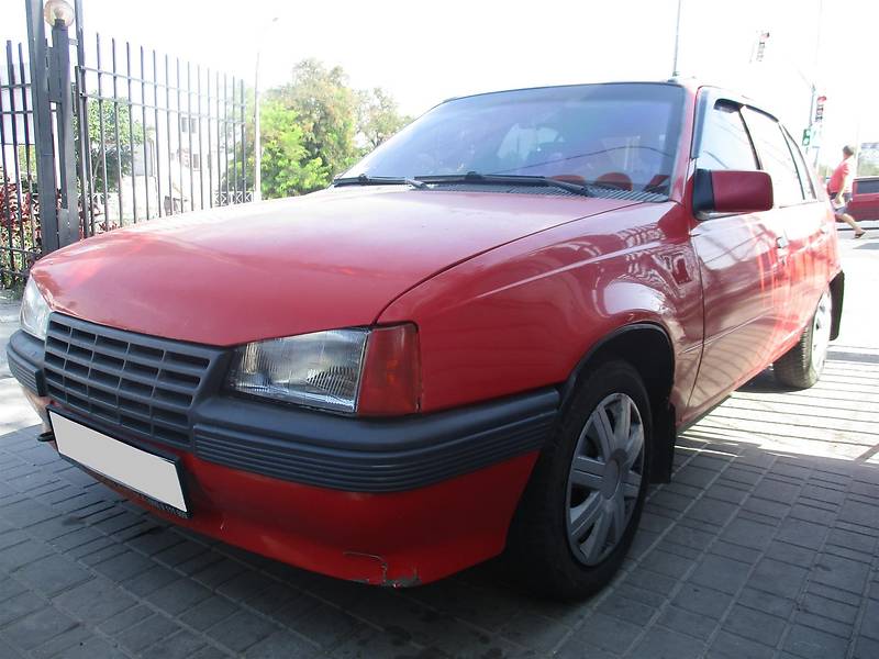 Хэтчбек Opel Kadett 1991 в Николаеве