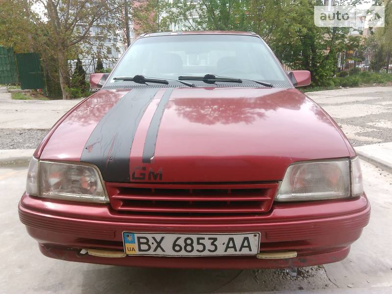 Хетчбек Opel Kadett 1988 в Хмельницькому фото Хетчбек Opel Kadett 1988 в Хмельницькому