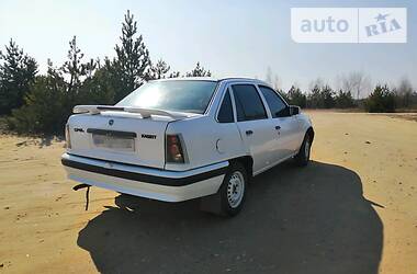 Седан Opel Kadett 1991 в Бердичеве