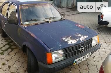 Хэтчбек Opel Kadett 1982 в Подольске