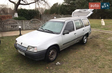 Универсал Opel Kadett 1988 в 