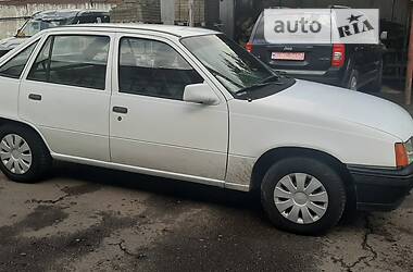 Седан Opel Kadett 1991 в Луцьку