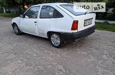 Хэтчбек Opel Kadett 1988 в Дубно