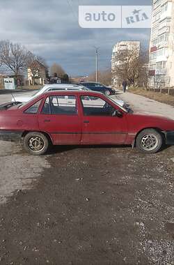 Седан Opel Kadett 1987 в Кам'янець-Подільському