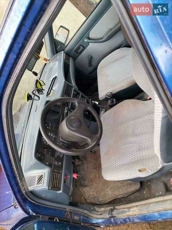 Седан Opel Kadett 1990 в Сторожинці