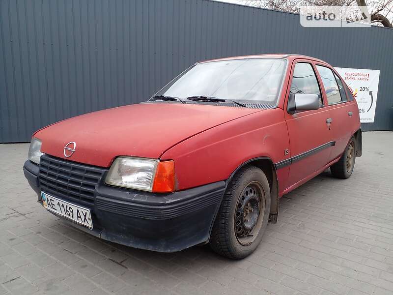 Хэтчбек Opel Kadett 1987 в Днепре