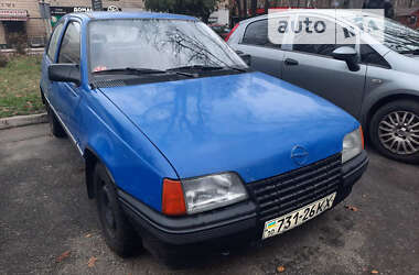 Хэтчбек Opel Kadett 1988 в Киеве