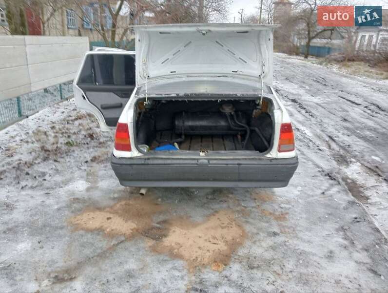 Седан Opel Kadett 1991 в Дніпрі