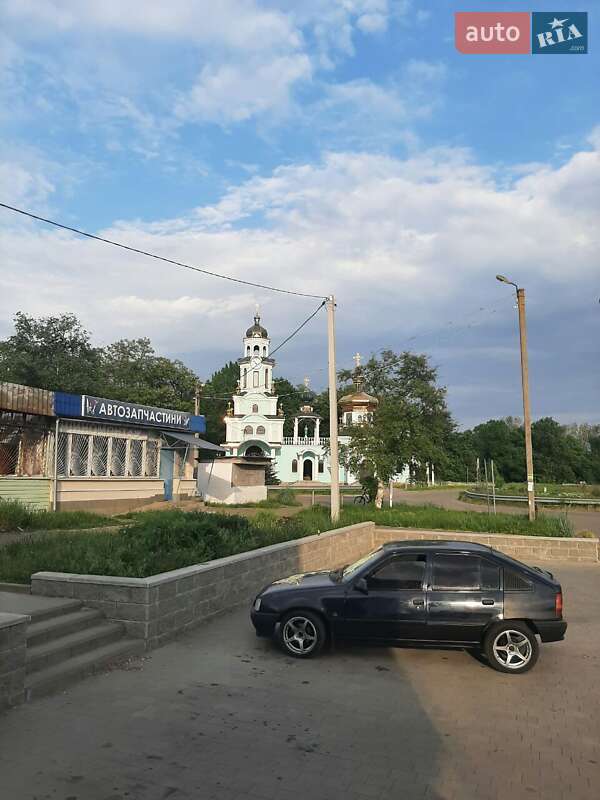 Хэтчбек Opel Kadett 1988 в Полтаве
