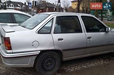 Хэтчбек Opel Kadett 1988 в Ковеле