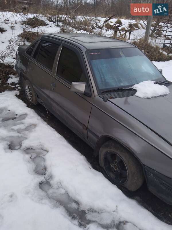 Седан Opel Kadett 1987 в Сумах фото 7 Седан Opel Kadett 1987 в Сумах