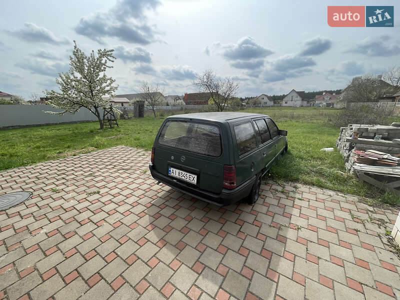 Універсал Opel Kadett 1986 в Броварах