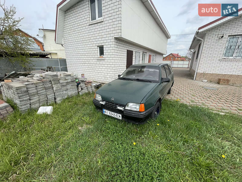 Універсал Opel Kadett 1986 в Броварах