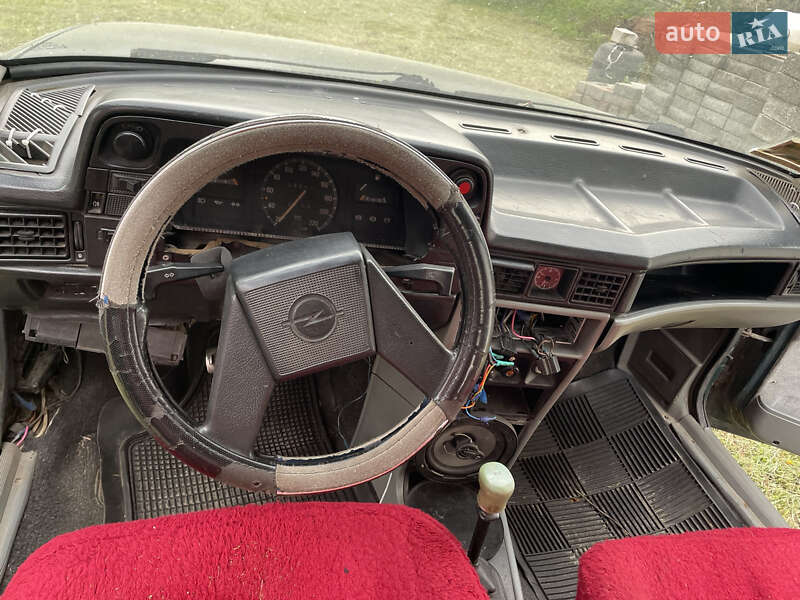 Універсал Opel Kadett 1986 в Броварах