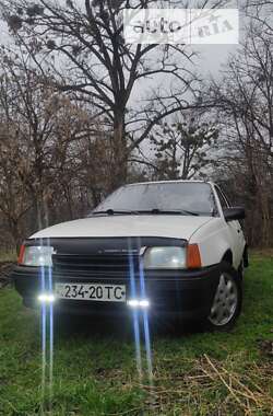 Седан Opel Kadett 1989 в Городке