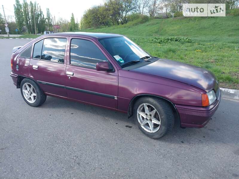 Хэтчбек Opel Kadett 1990 в Харькове